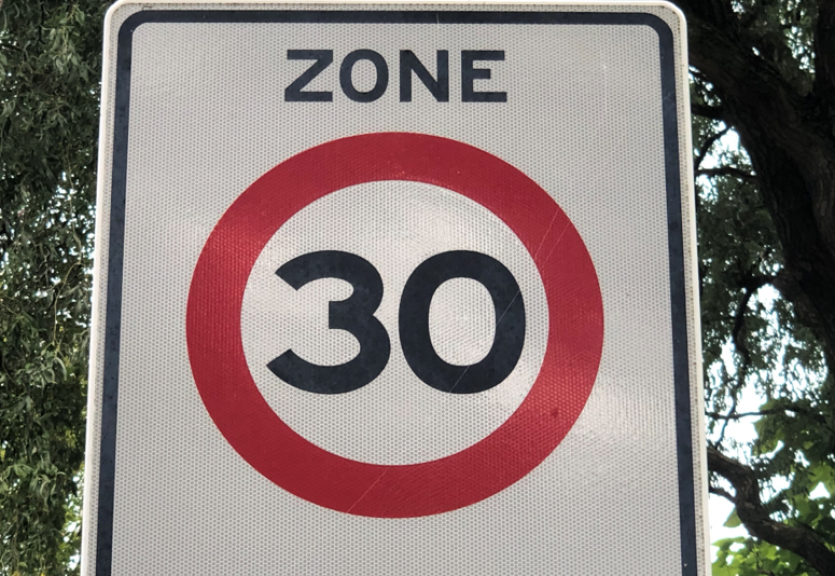 Veel mensen voelen zich onveilig in woonwijken omdat er vaak te hard wordt gereden