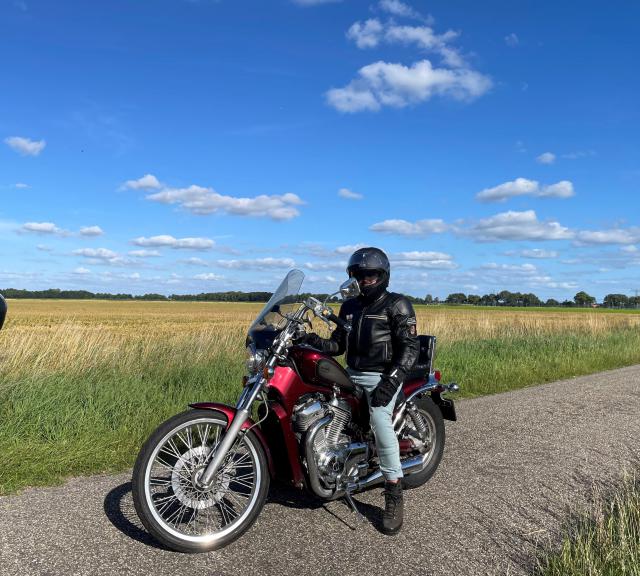 Motorkleding niet verplicht, wel verstandig: ‘Mannen overschatten zichzelf’