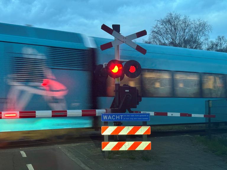 Spoorwegovergang.jpg